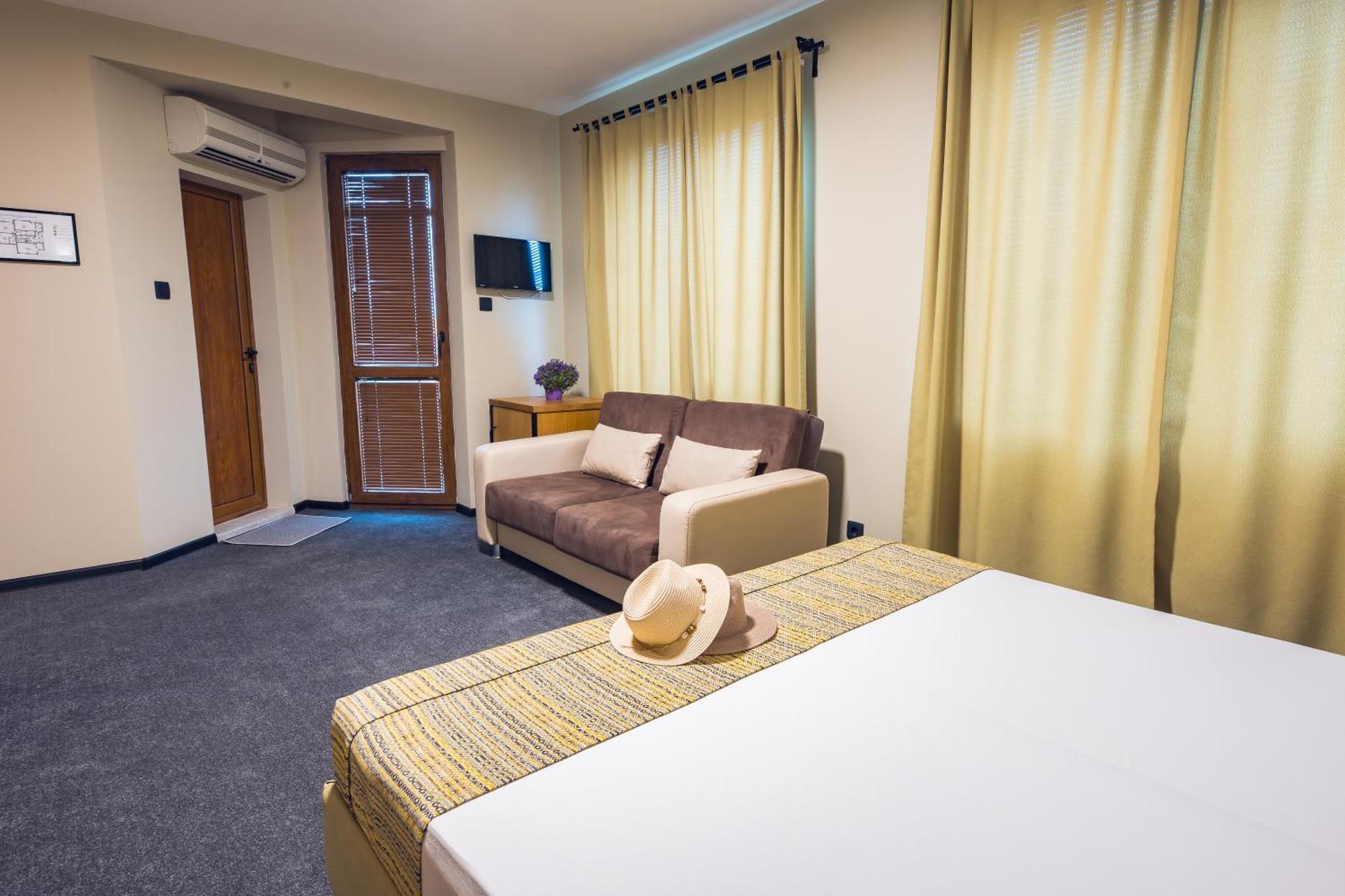 Hotel Albatros New Town Sozopol Eksteriør billede